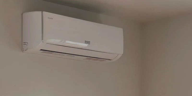 Wall-mounted ductless mini split indoor unit installed by Le Bros Construction
